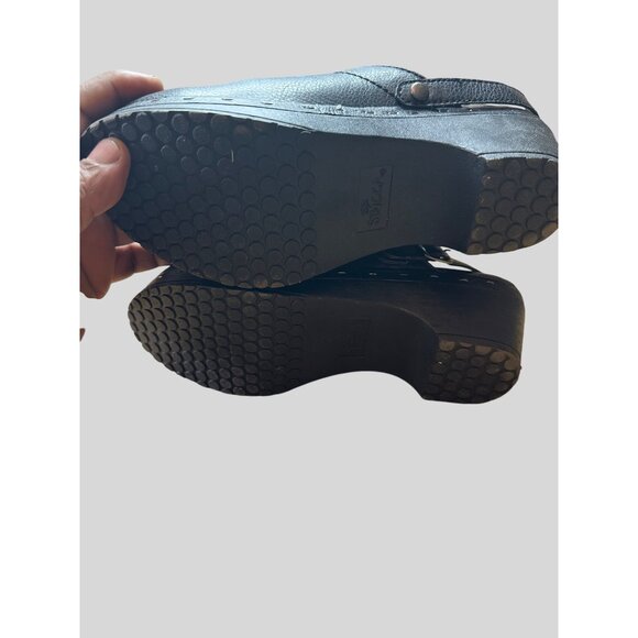 Sbicca Womens Black Synthetic Professional Clogs Slip-On Comfort Shoes Size 7W - Picture 8 of 10